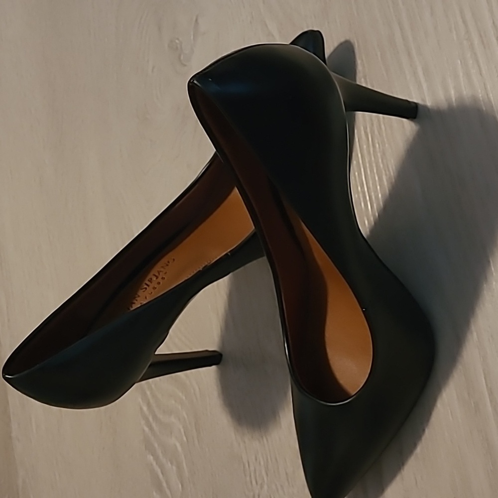 Black Stilettos